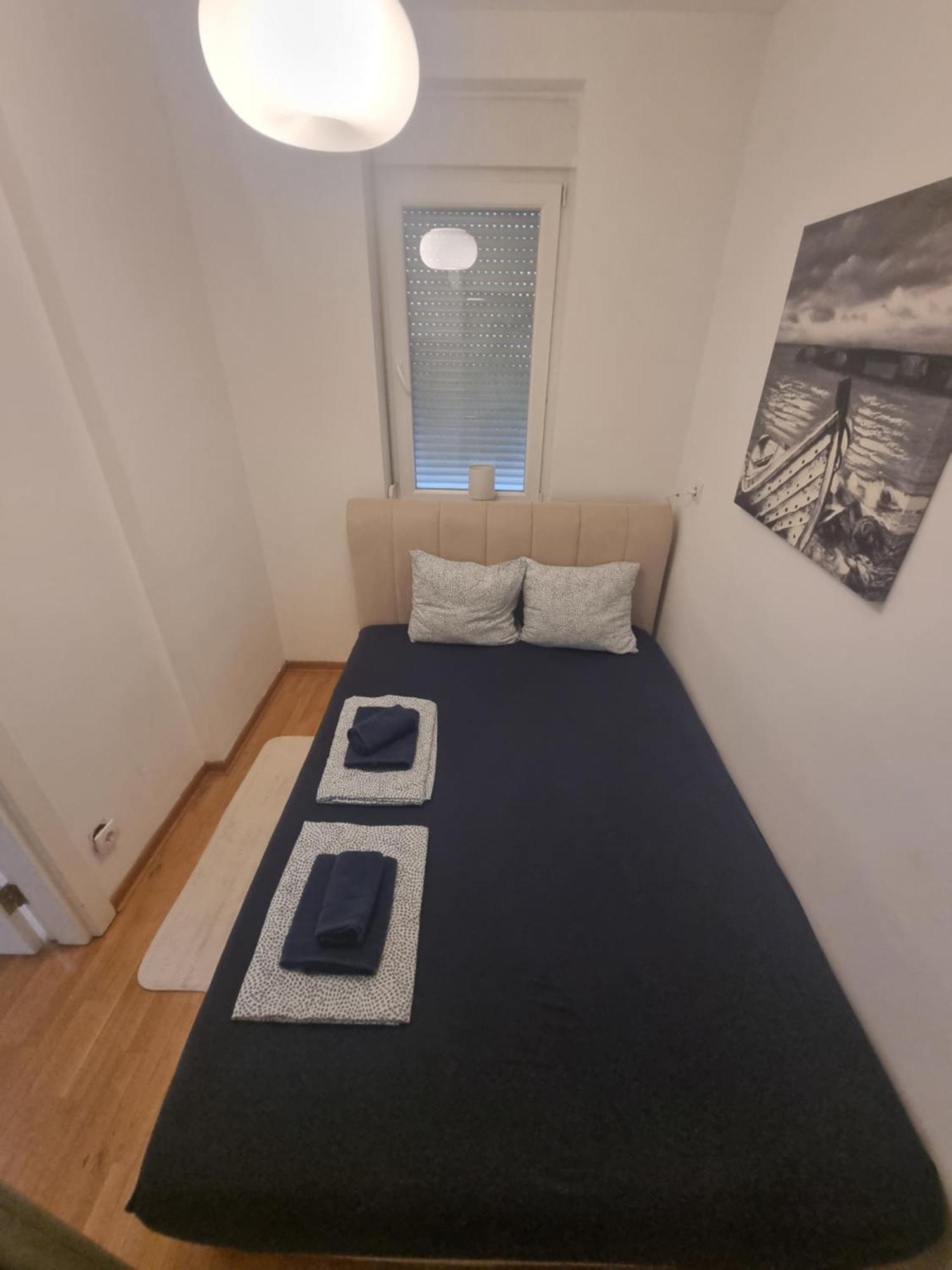 Laguna Apartment *